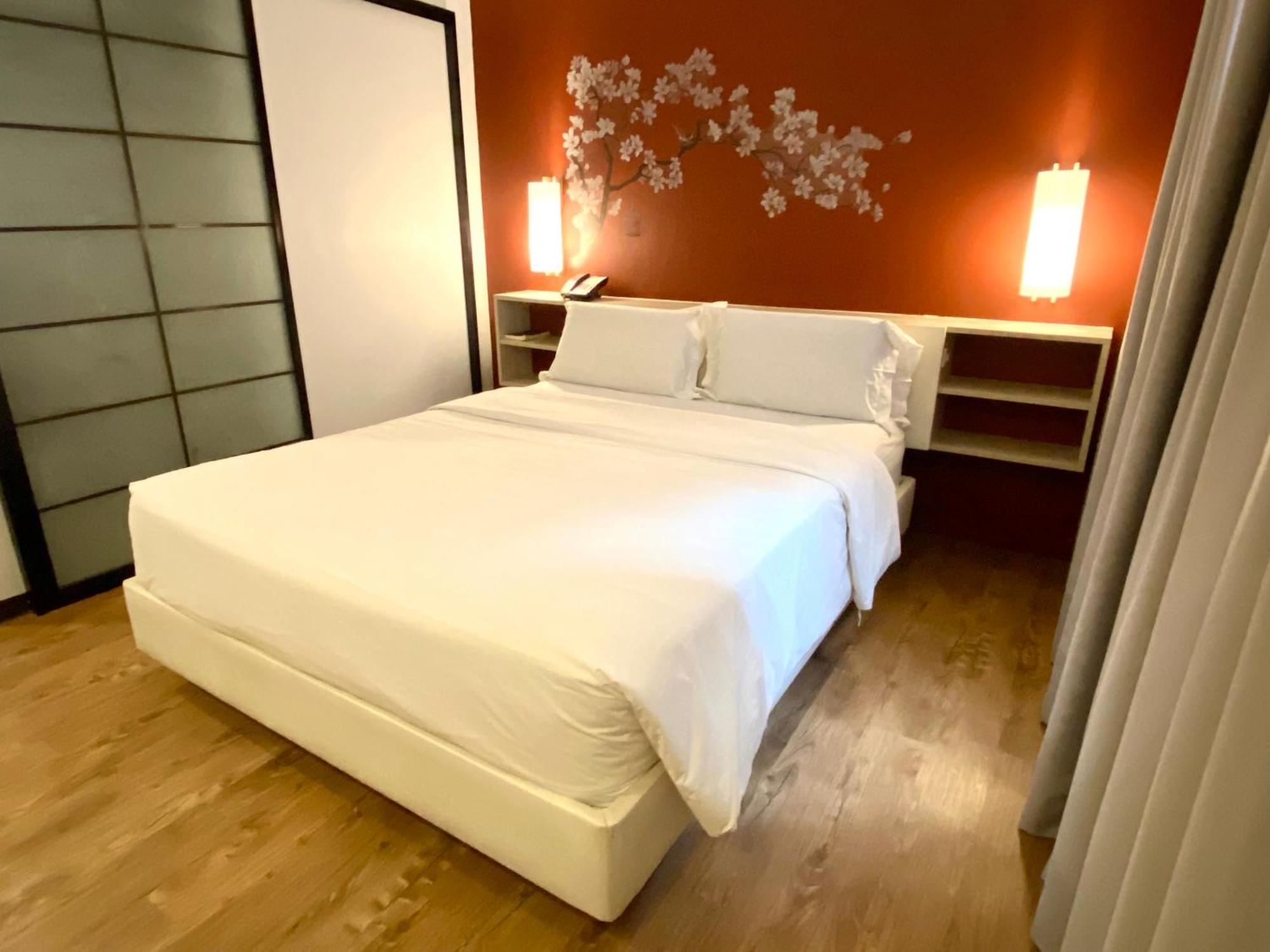 Circle Inn Hotel And Suites Bacolod Kültér fotó