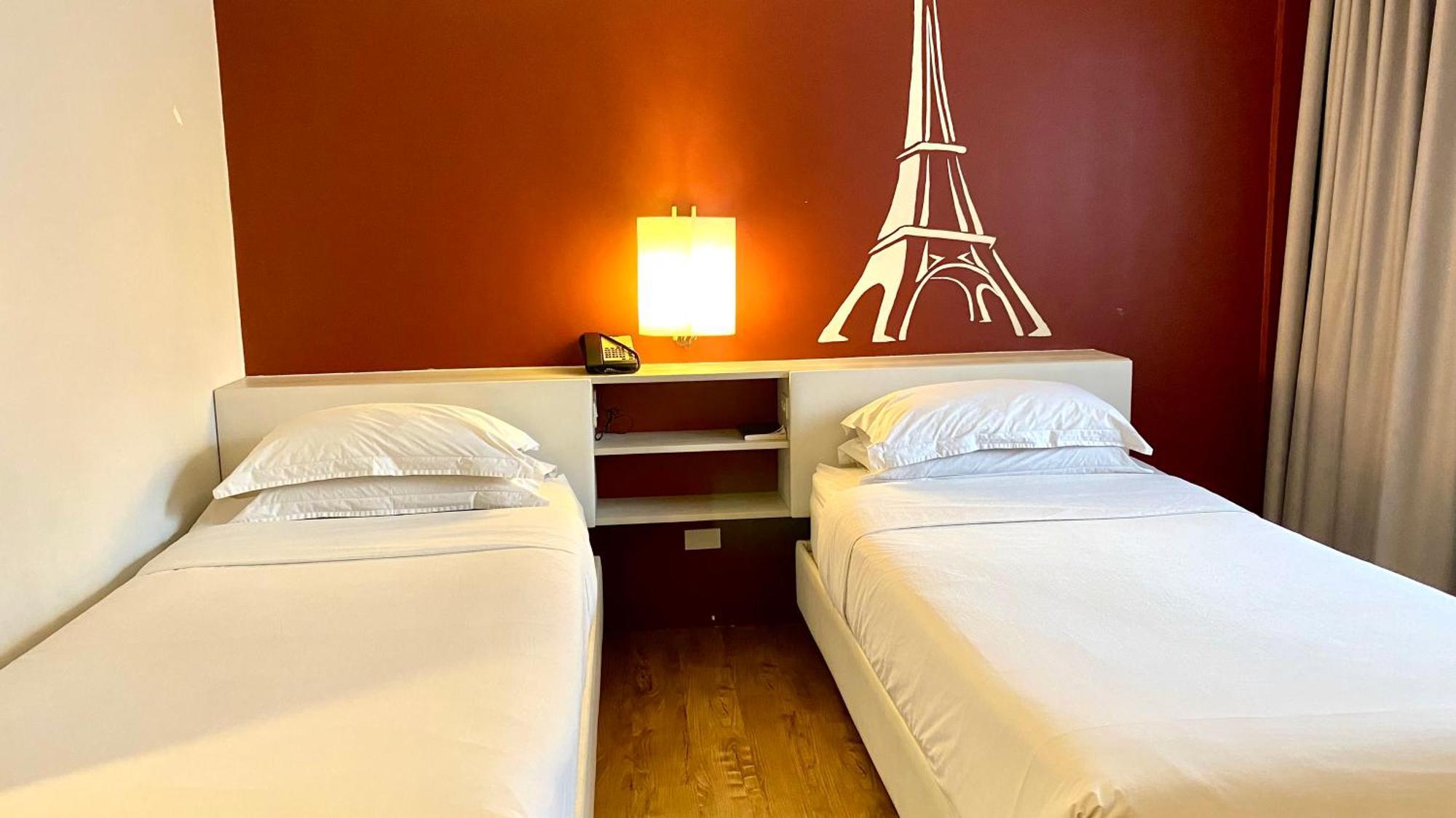 Circle Inn Hotel And Suites Bacolod Kültér fotó