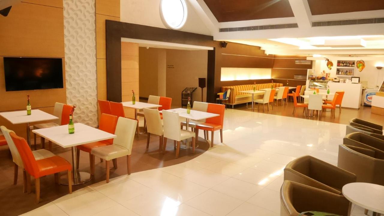 Circle Inn Hotel And Suites Bacolod Kültér fotó